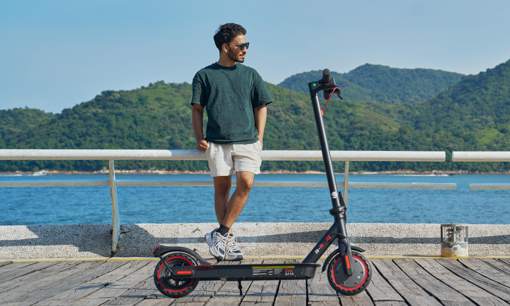 Is an Electric Scooter Worth It in 2025? 5 Reasons to Buy