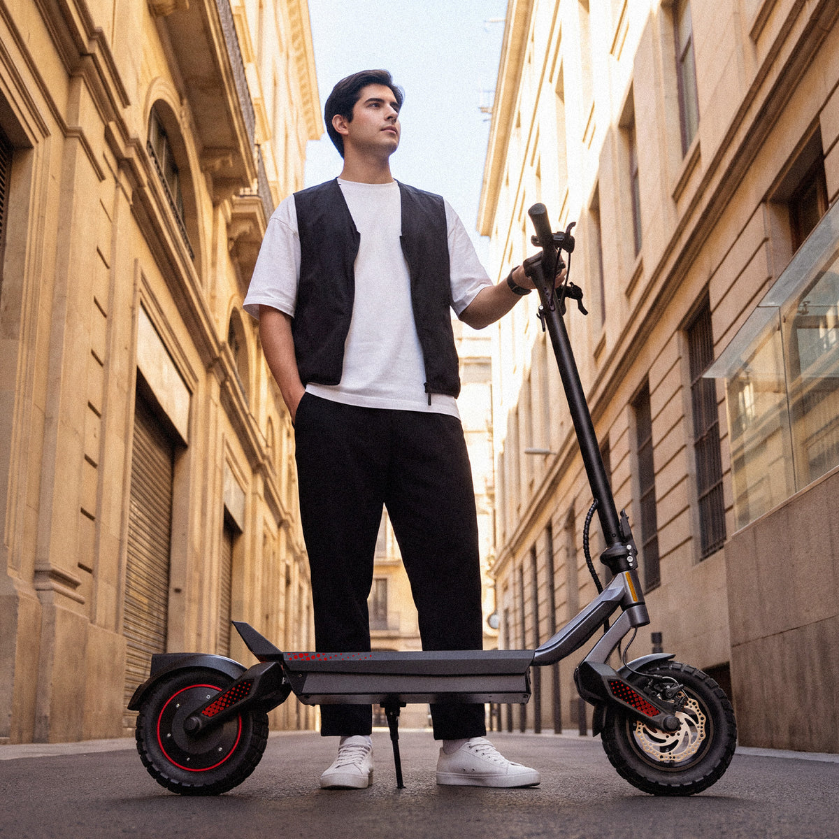 iScooter i10M 1200W Commuter Electric Scooter